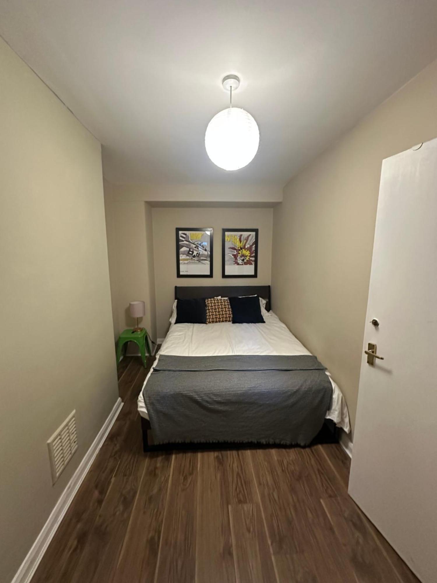 3 Bed Flat In The Heart Of Apartment *